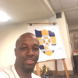 Meet your Posher, Robert